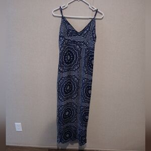 Forever 21 Elegant Blue Patterned Maxi Dress Size M